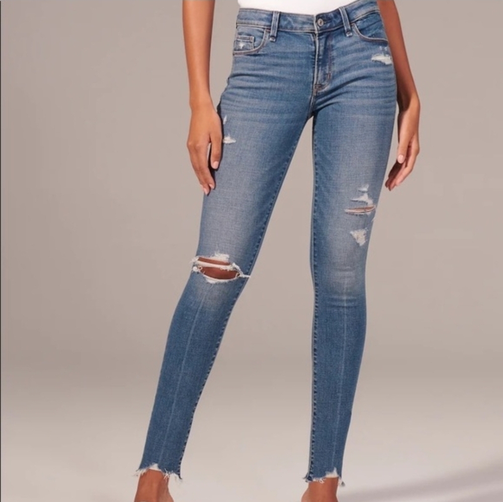 Abercrombie & Fitch Super Skinny Ankle Jeans
